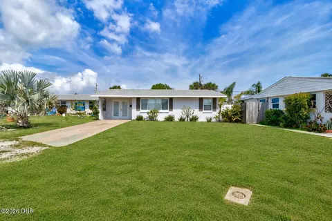 Exterior - 7 Hibiscus Dr, Ormond Beach, FL 32176 photo 1 of 2