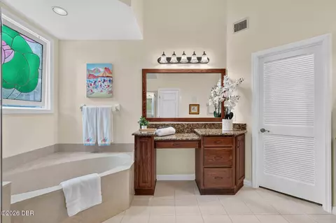 Bath - 426 Harbour Town Ln, Ormond Beach, FL 32174 photo 2 of 4