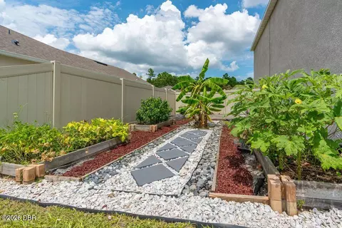 Exterior - 281 Sunset Point Dr, Ormond Beach, FL 32174 photo 3 of 9
