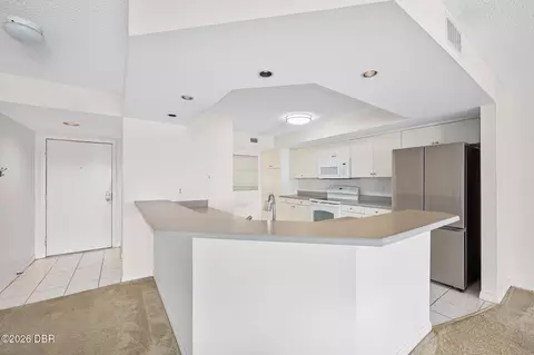 Kitchen - 544 Marina Point Dr, Ormond Beach, FL 32176 photo 1 of 4