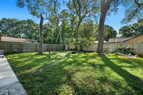 Exterior - 2 Eagle Dr, Ormond Beach, FL 32174 photo 4 of 8