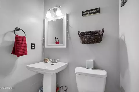 Bath - 2 Eagle Dr, Ormond Beach, FL 32174 photo 3 of 3