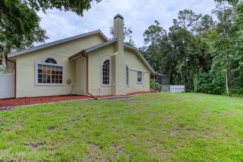 Exterior - 12 Meadow Ridge Vw, Ormond Beach, FL 32174 photo 8 of 10