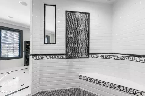 Bath - 253 John Anderson Dr, Ormond Beach, FL 32176 photo 6 of 9