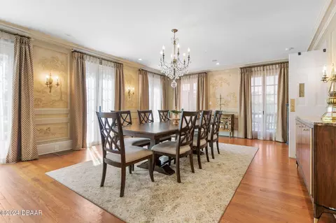 Dining - 253 John Anderson Dr, Ormond Beach, FL 32176 photo 1 of 7