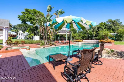 Exterior - 253 John Anderson Dr, Ormond Beach, FL 32176 photo 4 of 11