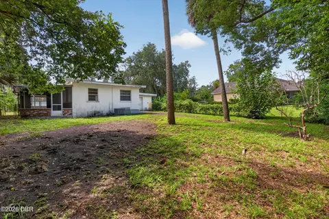 Exterior - 245 Jefferson St, Ormond Beach, FL 32174 photo 8 of 10