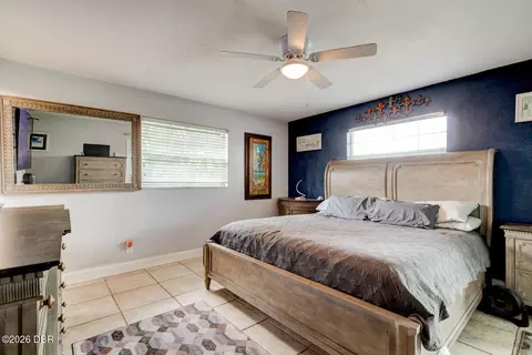 Bedroom - 1026 Lake Ave, Edgewater, FL 32132 photo 3 of 5