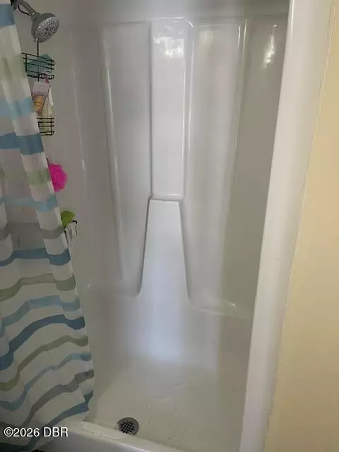 Bath - 5500 Ocean Shore Blvd, Ormond Beach, FL 32176 photo 6 of 6