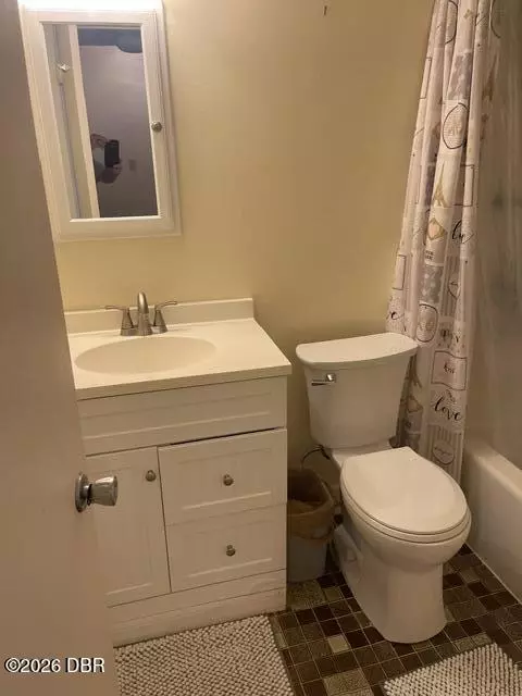 Bath - 5500 Ocean Shore Blvd, Ormond Beach, FL 32176 photo 4 of 6