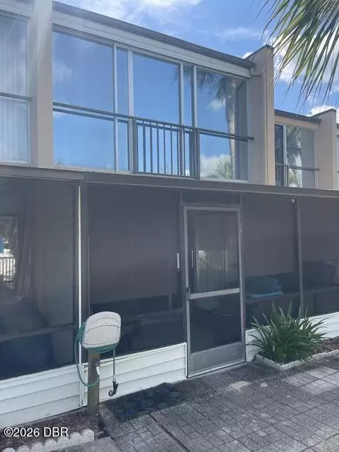 Exterior - 5500 Ocean Shore Blvd, Ormond Beach, FL 32176 photo 2 of 3