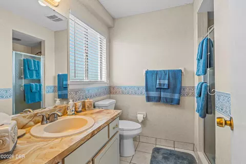 Bath - 2898 Ocean Shore Blvd, Ormond Beach, FL 32176 photo 3 of 4