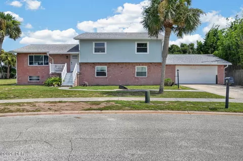 10 E Tipperary Ln, Ormond Beach, FL 32176 photo 3