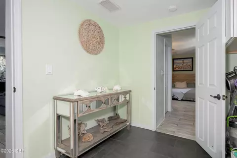 Entry Way - 215 Cumberland Ave, Ormond Beach, FL 32174 photo 1 of 1