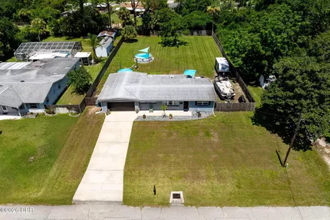 View/Area - 215 Cumberland Ave, Ormond Beach, FL 32174 photo 2 of 7