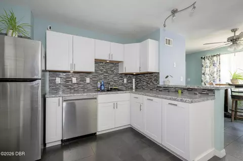 Kitchen - 215 Cumberland Ave, Ormond Beach, FL 32174 photo 3 of 3