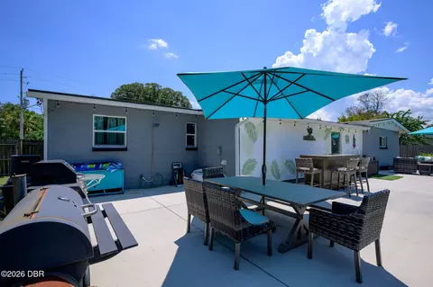 Exterior - 215 Cumberland Ave, Ormond Beach, FL 32174 photo 13 of 13