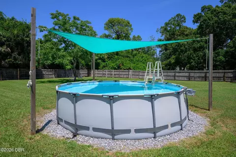 Exterior - 215 Cumberland Ave, Ormond Beach, FL 32174 photo 7 of 13