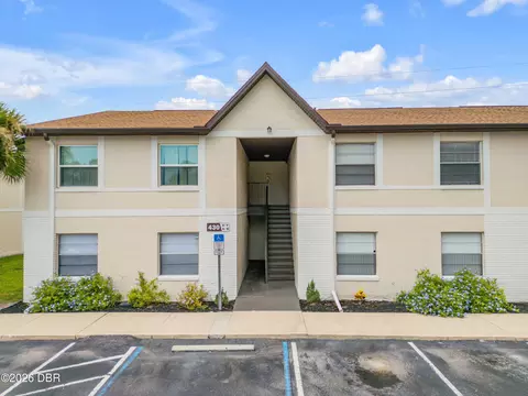 430 Banana Cay Dr, South Daytona, FL 32119