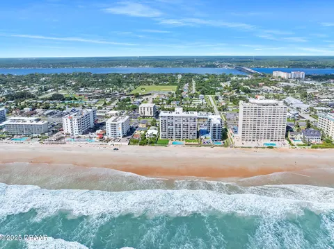 View/Area - 111 S Atlantic Ave, Ormond Beach, FL 32176 photo 4 of 9