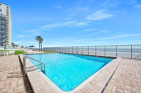 Exterior - 111 S Atlantic Ave, Ormond Beach, FL 32176 photo 7 of 11