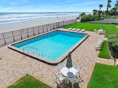 Exterior - 111 S Atlantic Ave, Ormond Beach, FL 32176 photo 4 of 11