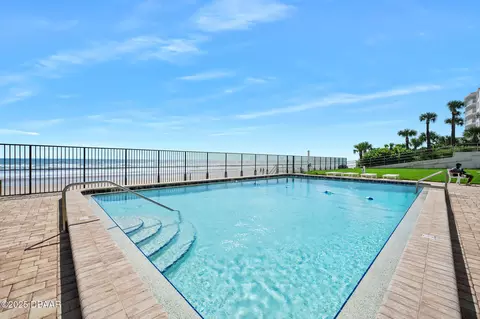 Exterior - 111 S Atlantic Ave, Ormond Beach, FL 32176 photo 10 of 11