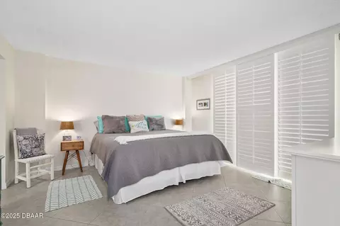 Bedroom - 111 S Atlantic Ave, Ormond Beach, FL 32176 photo 3 of 5
