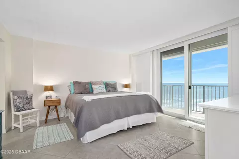 Bedroom - 111 S Atlantic Ave, Ormond Beach, FL 32176 photo 4 of 5