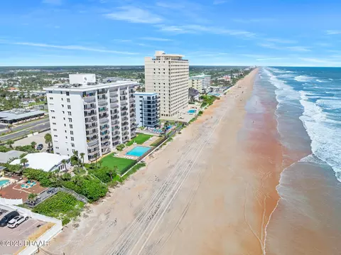 View/Area - 111 S Atlantic Ave, Ormond Beach, FL 32176 photo 3 of 9