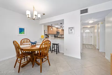 Dining - 111 S Atlantic Ave, Ormond Beach, FL 32176 photo 2 of 5
