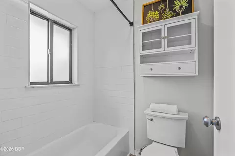 Bath - 3012 Anchor Dr, Ormond Beach, FL 32176 photo 2 of 4
