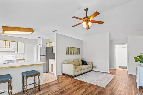 Living - 3012 Anchor Dr, Ormond Beach, FL 32176 photo 3 of 4