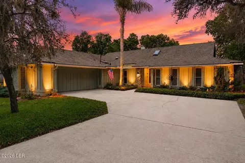 550 Bottlebrush Ct, New Smyrna Beach, FL 32168