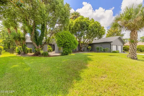 161 Mallard Ln, Daytona Beach, FL 32119