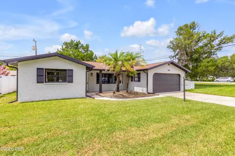 2000 Kenilworth Ave, South Daytona, FL 32119