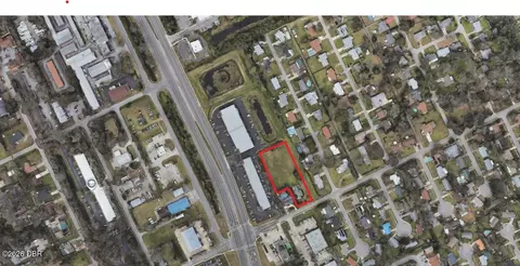 988 3rd St, Holly Hill, FL 32117