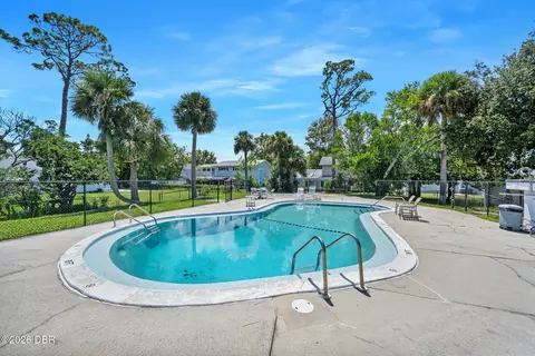 Exterior - 461 Andrews St, Ormond Beach, FL 32174 photo 18 of 20