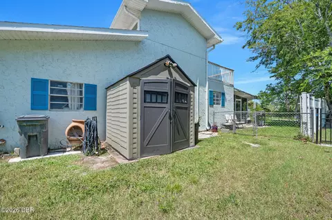 Exterior - 461 Andrews St, Ormond Beach, FL 32174 photo 13 of 20