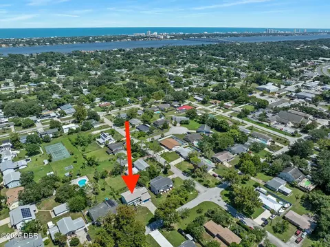 View/Area - 461 Andrews St, Ormond Beach, FL 32174 photo 7 of 9