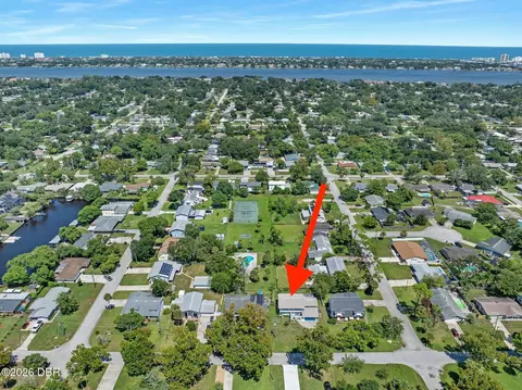 View/Area - 461 Andrews St, Ormond Beach, FL 32174 photo 6 of 9