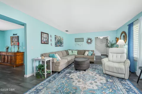 Living - 461 Andrews St, Ormond Beach, FL 32174 photo 3 of 4