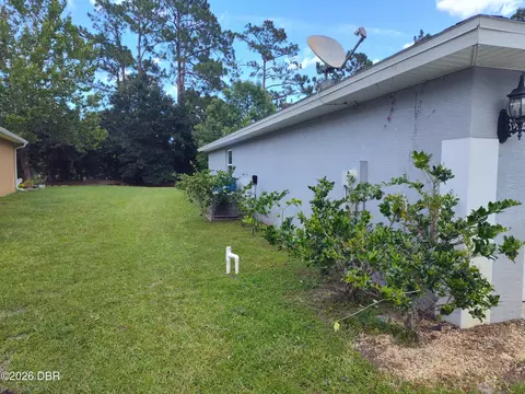 Exterior - 1425 Springleaf Dr, Ormond Beach, FL 32174 photo 7 of 8