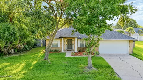 207 Parkview Dr, Palm Coast, FL 32164