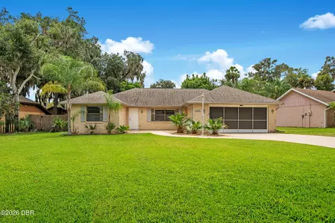 605 Boars Head Dr, Port Orange, FL 32127