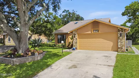 1141 Southampton Dr, Port Orange, FL 32129