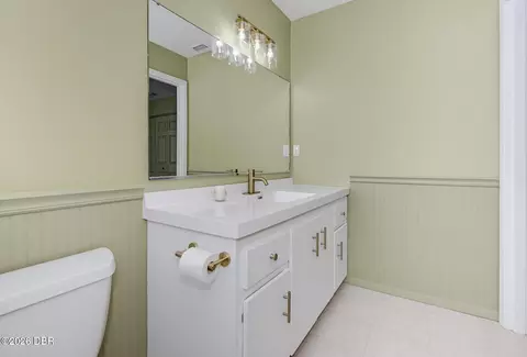 Bath - 1316 Golf Ave, Ormond Beach, FL 32174 photo 2 of 3
