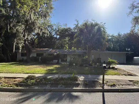 306 S Burlingame Ave, Temple Terrace, FL 33617