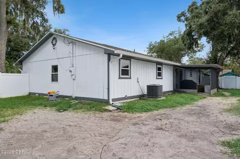Exterior - 1629 Orange Tree Dr, Edgewater, FL 32132 photo 6 of 10