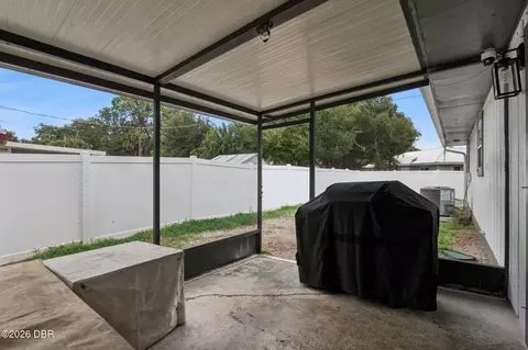 Exterior - 1629 Orange Tree Dr, Edgewater, FL 32132 photo 3 of 10